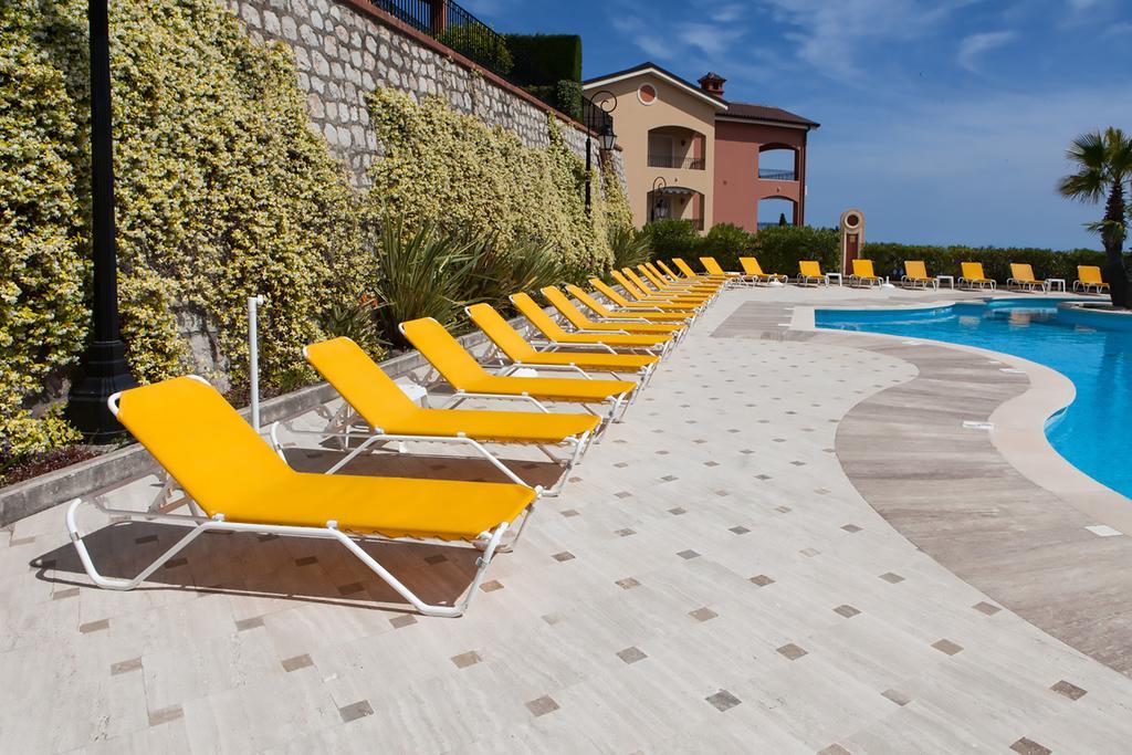 Sunny Panoramic Balcony Apartment Èze Exterior foto